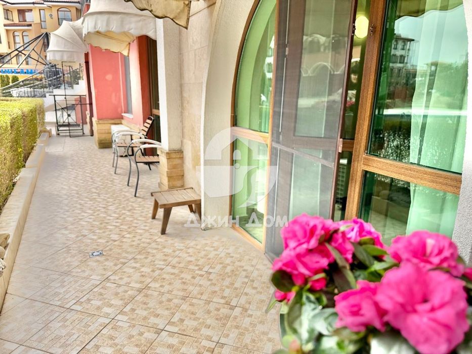 Продава се Четиристаен апартамент в Свети Влас - 121 кв.м за 531 €/кв.м - Снимка #10