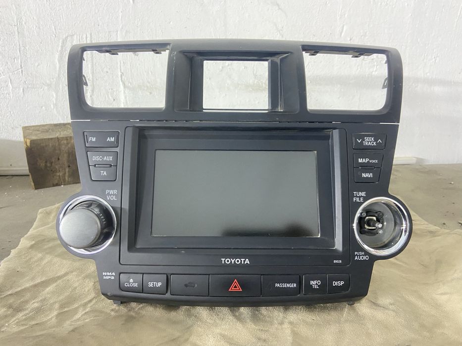 Магнитофон Toyota Highlander