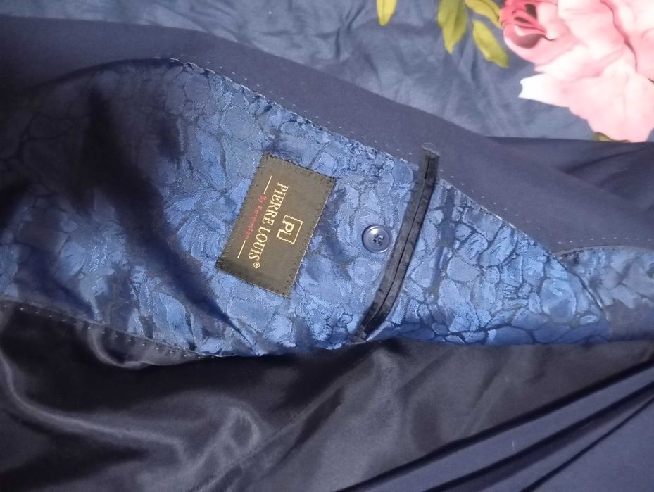 Классический костюм Pierre Lois