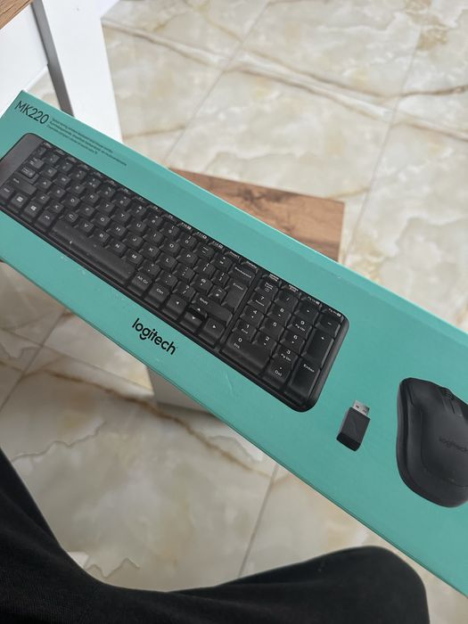 Клавиатура Logitech