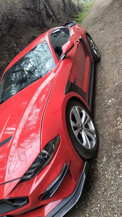 Автомобил под наем за абитуриентски бал  Форд мустанг GT  50