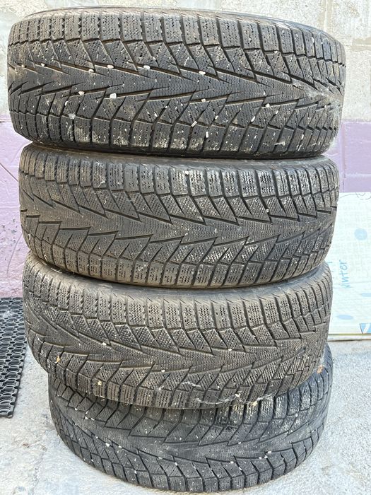 Hankook Winter i215/55/17 зима