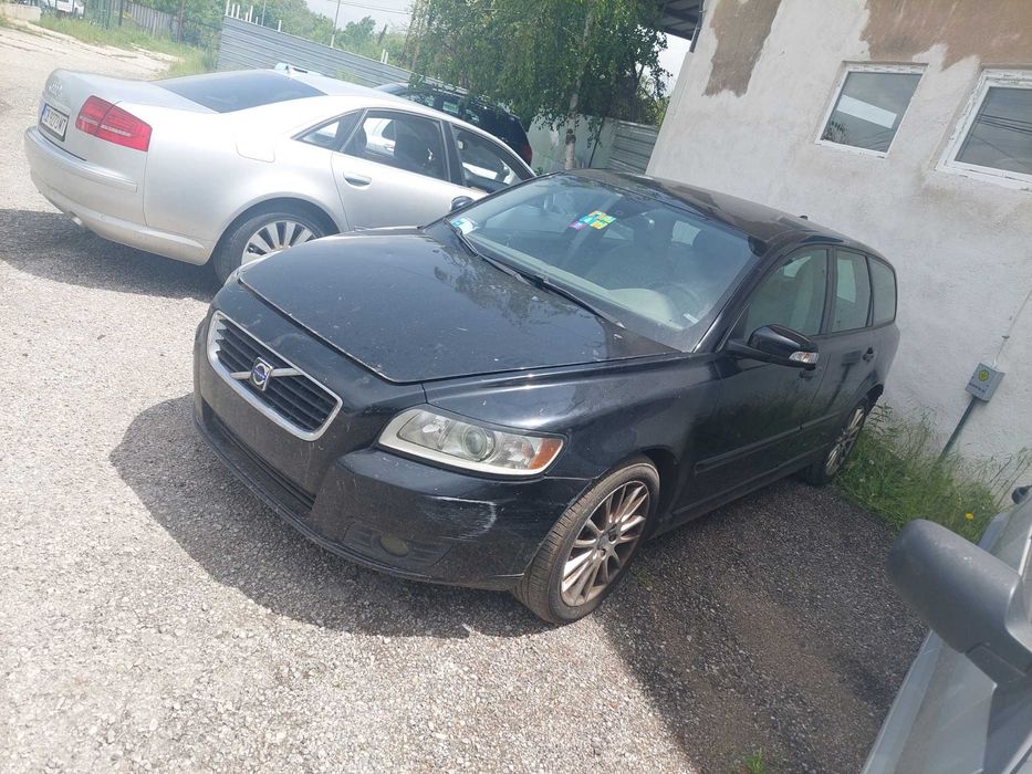 Volvo V50,  D5 Волво В50, Д5 на части! 
Юли 2008, Комби
