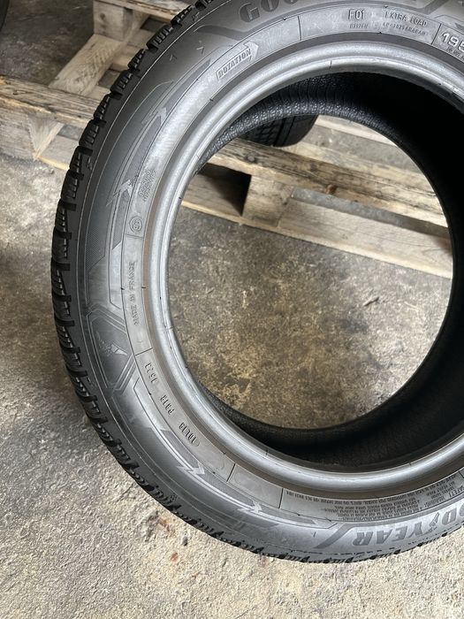 2 anvelope iarna 195/55/16 Goodyear DOT 2023!