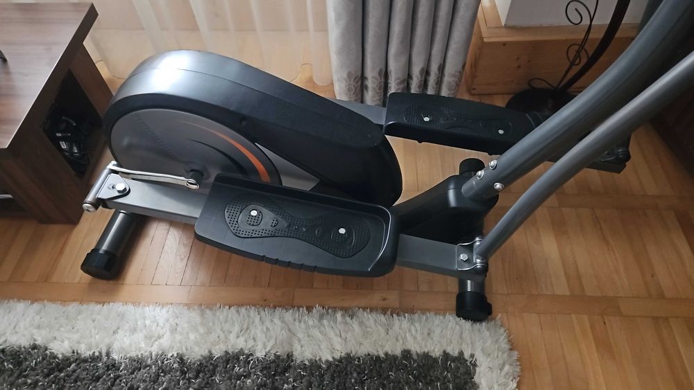 Bicicleta eliptica Kondition aproape noua
