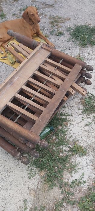 PATURI;lemn;rustice,deosebite,lucrate manual,cires stejar