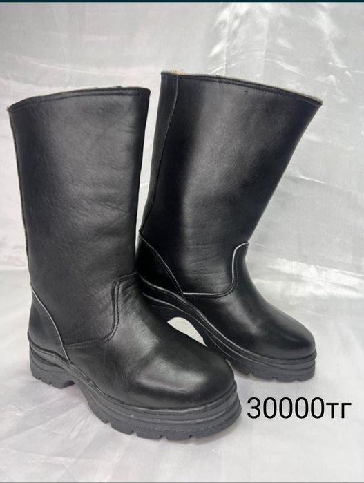 Сапалы етіктер сатылымда, барлығы қолдан тігілген