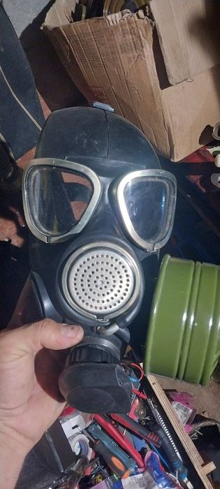 Продам противогазы