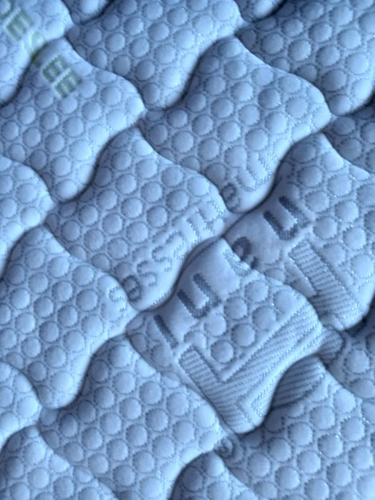 Матрак и подматрачна рамка от Нани