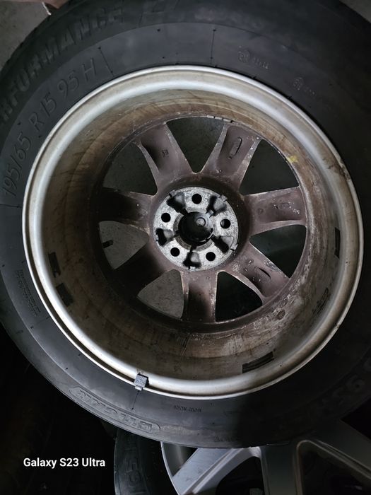 Donez anvelope Tigar 195/65/R15 - Vând set jante aliaj 15" 5x112 Seat VW Skoda Audi