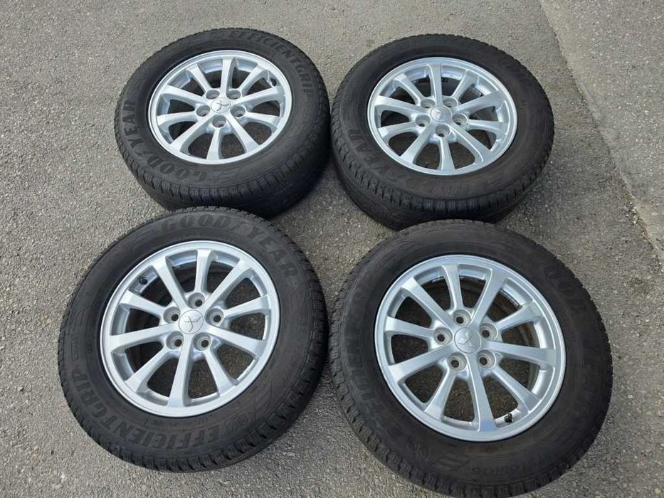 4 бр. Гуми 215/65 R16 с алуминиеви джанти 5x114.3 Mitsubishi Kia Honda Hyundai Toyota