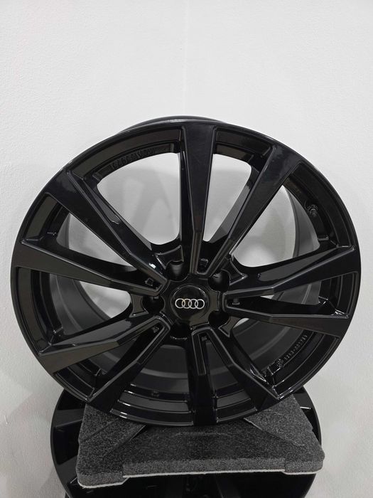 Jante 19 Mercedes GLC GLB EQA EQB E Class C Class Audi Q3 A5 A6 Q5 5x112 66.6 8J et28
