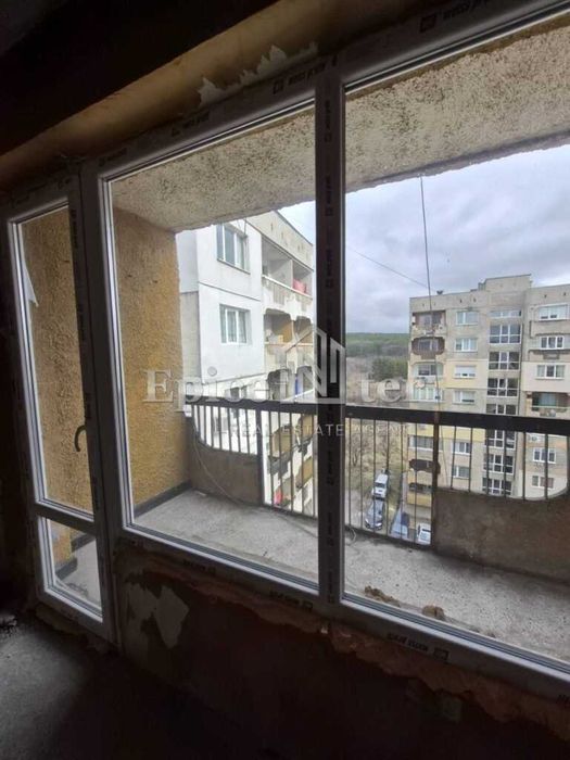 Продава се Тристаен апартамент в Перник, Тева - 83 кв.м за 430 €/кв.м - Снимка #1