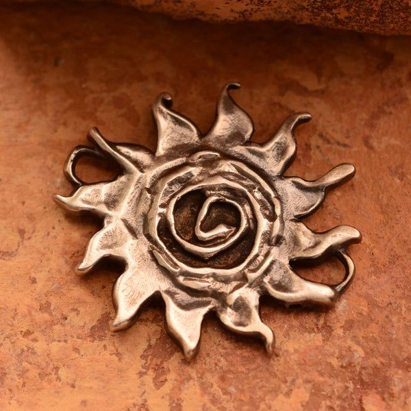 Сребърен елемент 925 Слънце на живота  ръчно изработено бижу за гривна