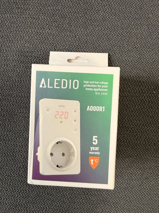 Vând prize inteligente ALEDIO și TP-Link TAPO