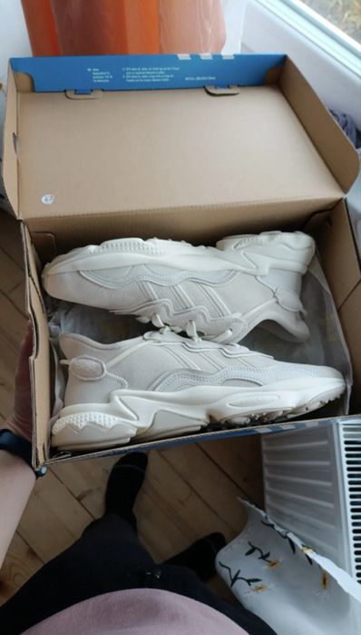 Adidas “Ozweego”