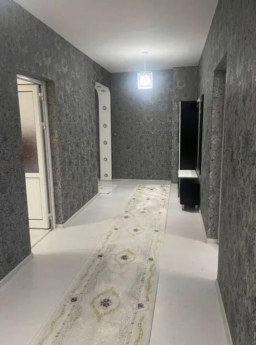 Дава се под наем Тристаен апартамент в Пловдив, Център - 110 кв.м за 550 € - Снимка #6