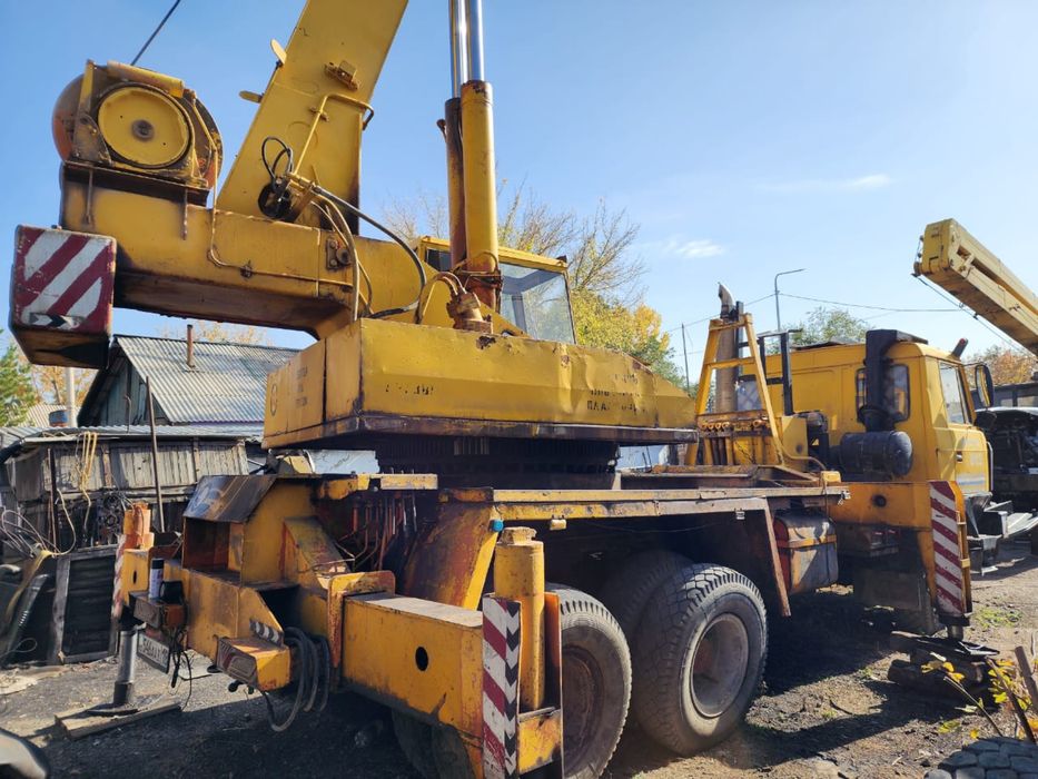 Продам кран в хорошем состоянии