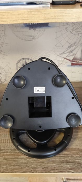 игровой руль марки genius торг есть