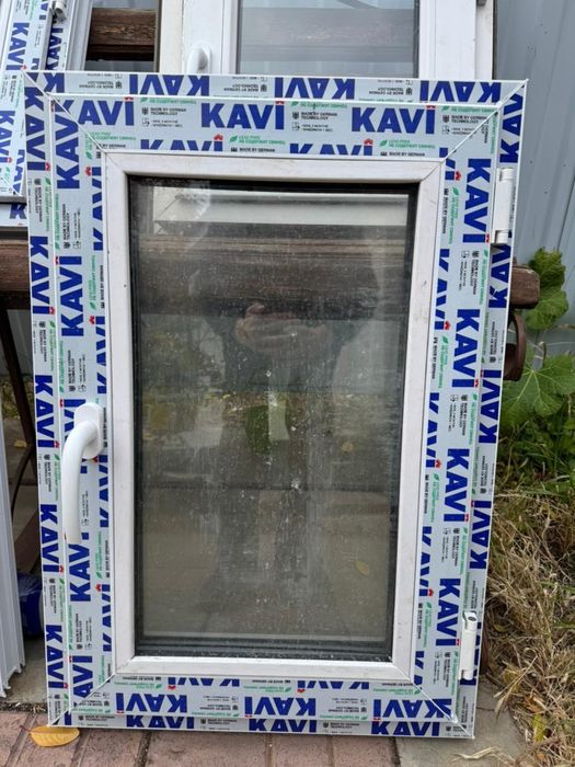 Продам пластиковое окно