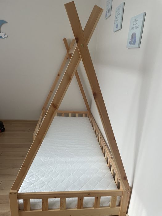 Дървени детско легло с матрак