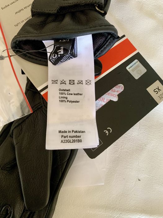 Manusi moto Yamaha Noi!