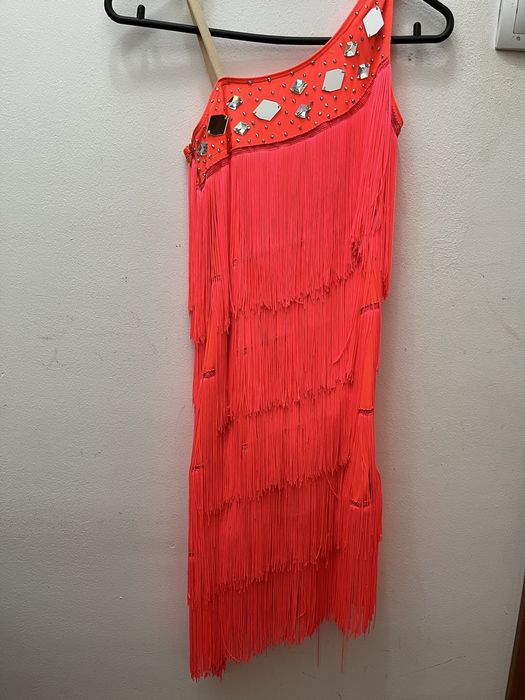 Рокля за спортни танци с ресни