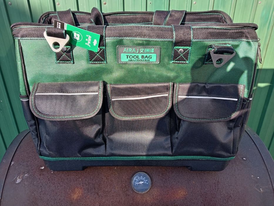 Продам сумку для инструмента новая