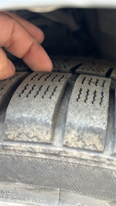 НА ЧАСТИ Audi a4 b8 2.0tdi 143кс ръчни скорости