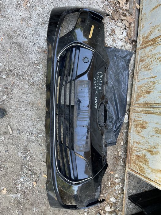 Hyundai Veloster coupe 2012 предна броня