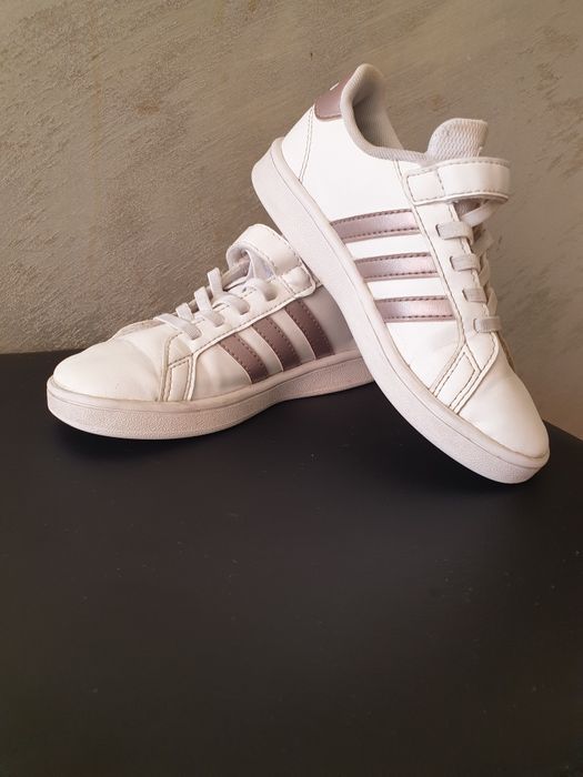 Adidas маратонки за момиче