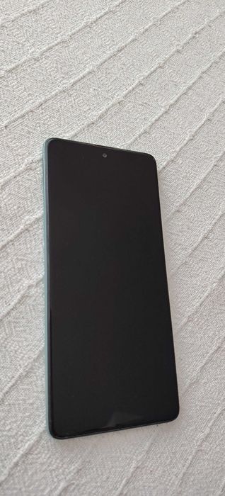 Продавам Samsung Galaxy