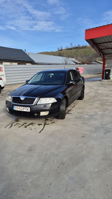 Skoda octavia 2 2.0 16v TDI Sau Variante  IN mod special cu LOGAN VAN 1.5