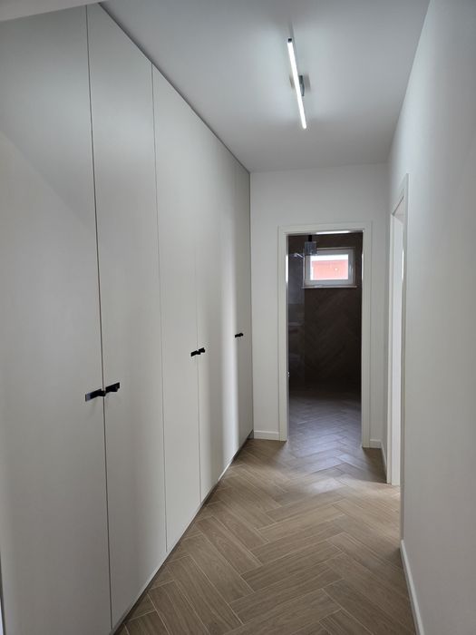 Inchiriez studio modern 2025