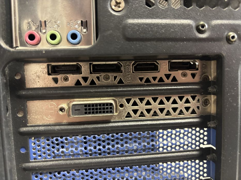 PC Gaming GTX 1080 8GB / i5 10400F / 16GB RAM / Corsair 750W