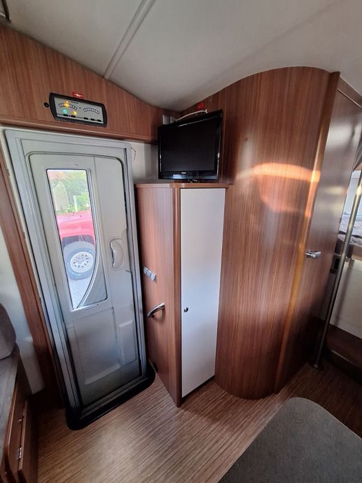 Adria Matrix M680SP