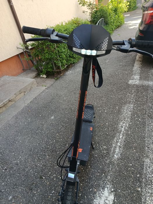 Trotineta electrica Kukirin g2