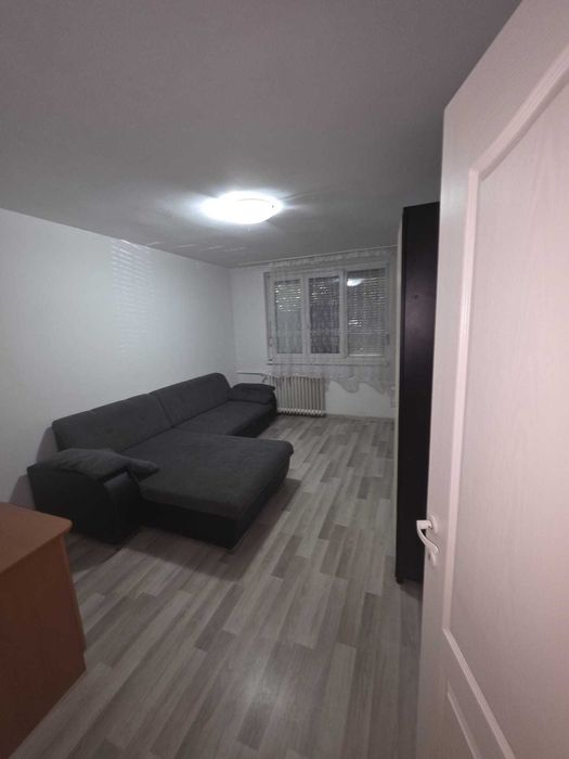 Vand apartament cu doua camere strada Iza, Mun. Oradea