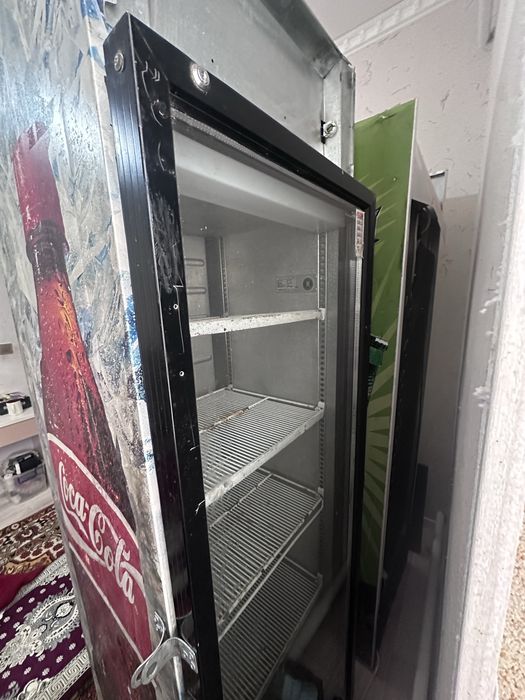 Рабочий холодилник