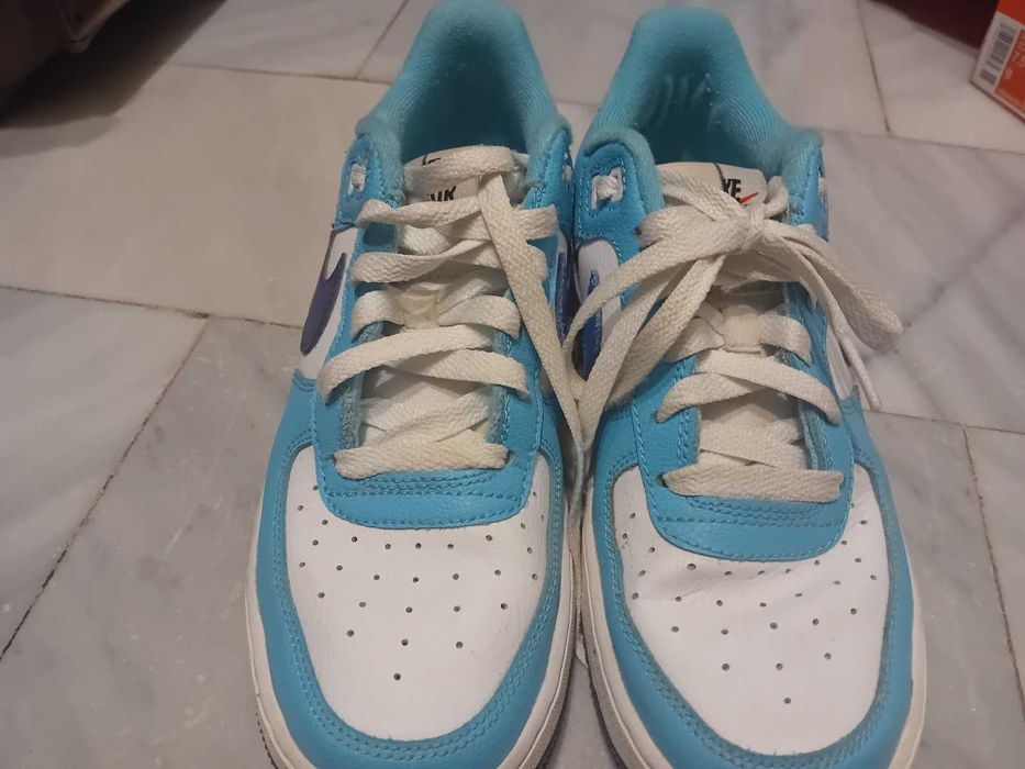 Маратонки Nike air