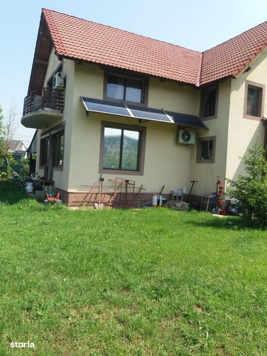 Vila 4 camere,3 bai, 2 balcoane, 1000 mp teren in Chiajna