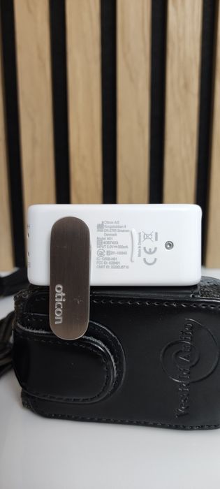 Accesoriu de streaming Oticon pentru aparatele auditive