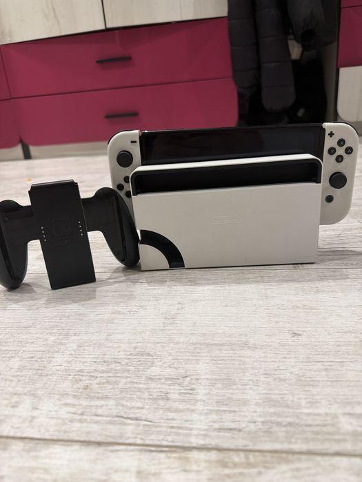 Продавам nintendo switch