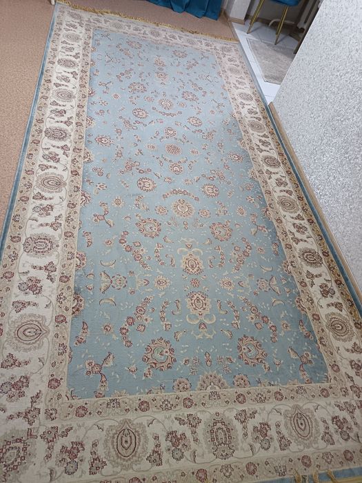 Продам ковер,  г. Усть-Каменогорск