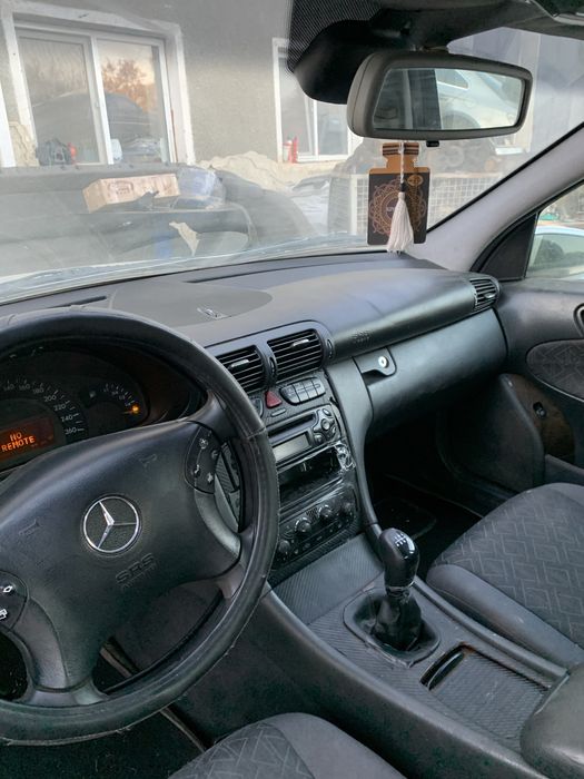 Piese mercedes c class w203 motor 2.2 cutie manuala