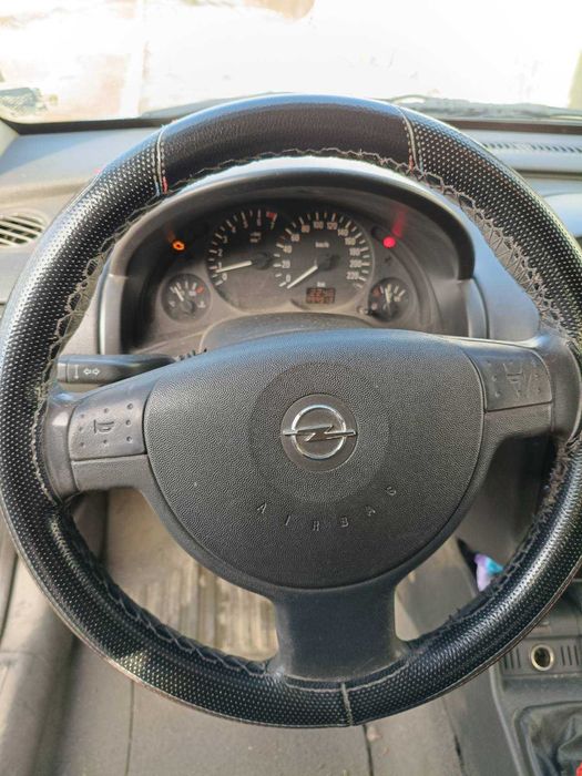 Opel combo 1.6 87 к.с.