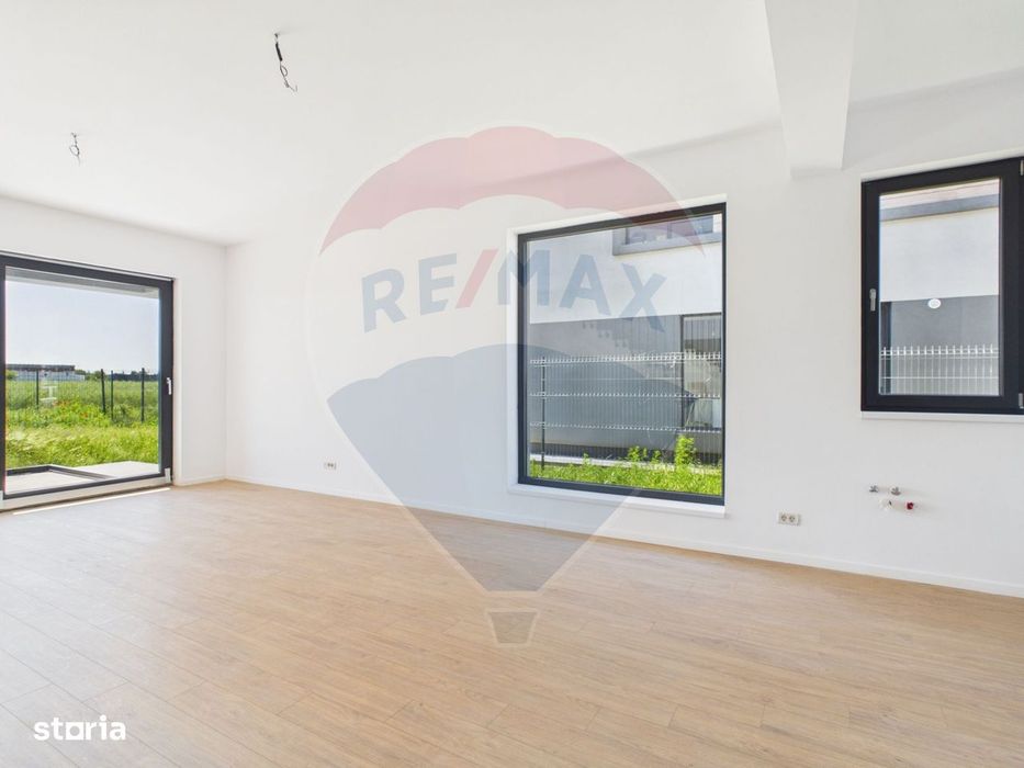 Casa tip duplex cu 4 camere de vânzare in Balotesti