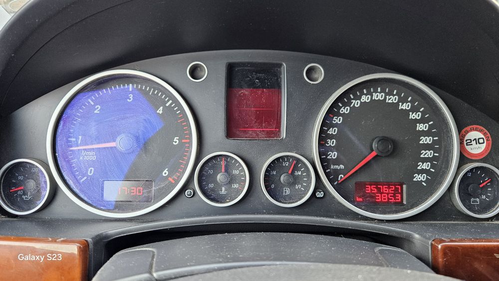VW Touareg 2,5 Bac, Cutie Manuala 6+1, Suspensie  arcuri
