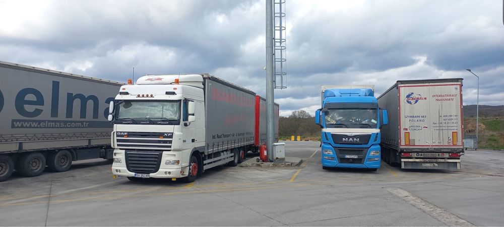 Daf Xf 105 Jumbo Truck 110 m 3 Camion 3 axe 8,1 mt lungime
