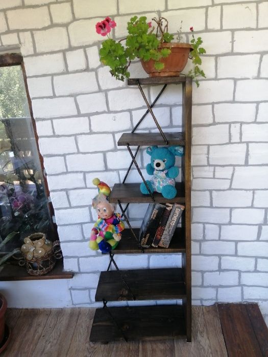 етажерка стъпаловидна и етажерка - цветарник